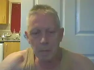 Cam4 Live Porn of middleman52