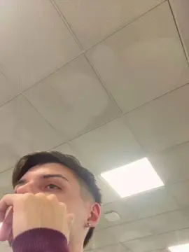 Cam4 Sex Cam of ThomasRM98