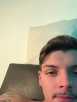 Cam4 Sex Chat of ThomasRM98