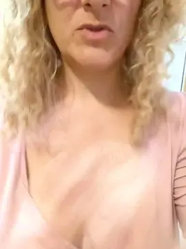 Cam4 Sex Cam of Isismilf