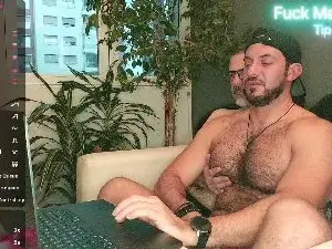 Cam4 Nude Webcam of arielenbsas