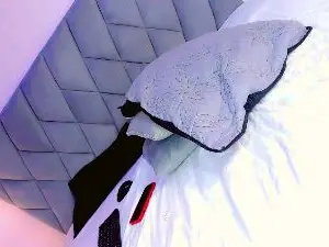 Cam4 Free Porn Cam of Amira_Ember