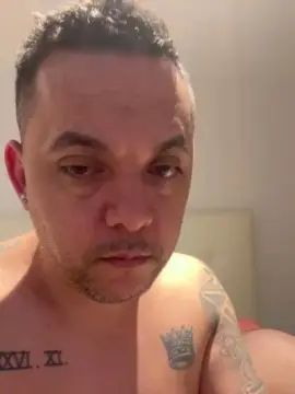 Cam4 Live Porn of Calienticos24