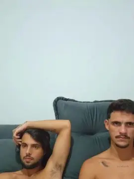 Cam4 Free Live Porn of Levi_Henrique