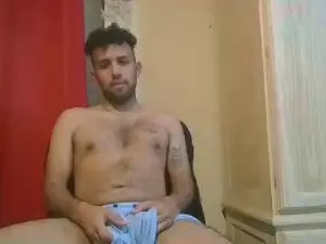 Cam4 Live Sex Cam of Guas01