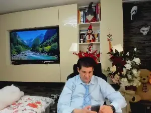 Cam4 Live Sex Cam of CRISSETAN