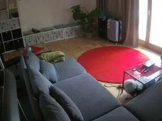 Camsoda Best Webcam of voyeurcam-julmodels-living-4