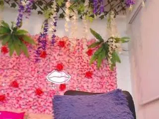 Camsoda Nude Webcam of blondesquirt
