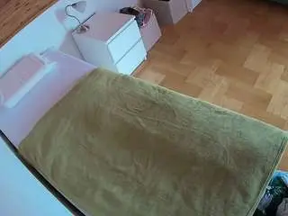 Camsoda Free Porn Cam of voyeurcam-julmodels-greybed-1