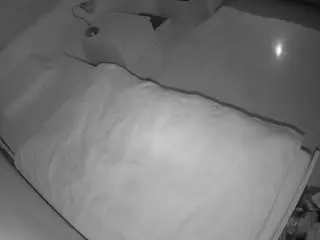 Camsoda Watch Live Sex Cams of voyeurcam-julmodels-greybed-1