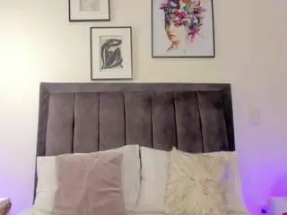 Camsoda Watch Live Sex Cams of helen-moorex
