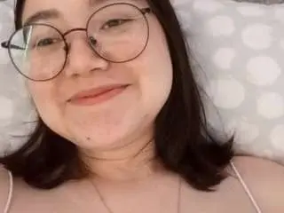 Camsoda Nude Webcam of astridvermilyea