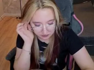 Camsoda Nude Webcam of lucyuiio