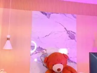 Camsoda Watch Live Sex Cams of emiilylovex