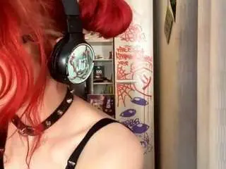 Camsoda Adult Video Chat of redheadcatxdd