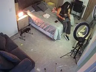 Camsoda Nude Webcam of voyeurcam-casa-salsa-bedroom-11