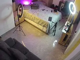 Camsoda Free Porn Cam of voyeurcam-casa-salsa-bedroom-11