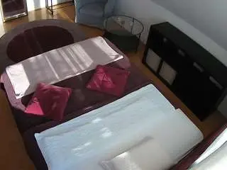 Camsoda Best Webcam of voyeurcam-julmodels-whitebed-2