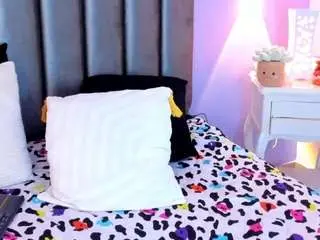 Camsoda Free Porn Cam of saramontoya