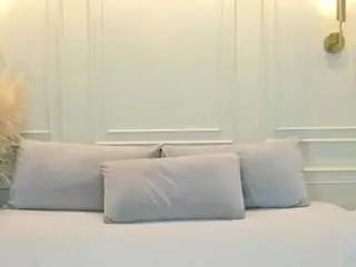 Camsoda Nude Webcam of selenacutee