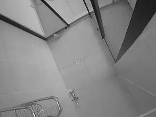 Camsoda Private Sex Chat of voyeurcam-jb-shower-2