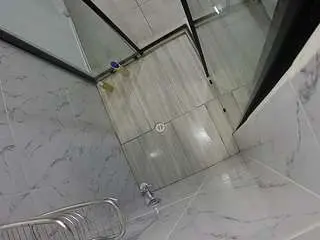 Camsoda Sex Chat of voyeurcam-jb-shower-2