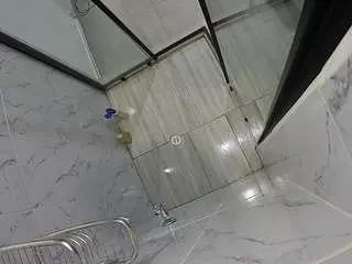 Camsoda Free Porn Cam of voyeurcam-jb-shower-2