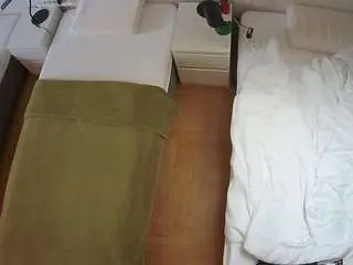 Camsoda Free Porn Cam of voyeurcam-julmodels-bed-5