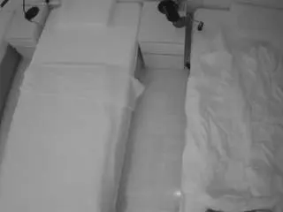 Camsoda Live Sex Cam of voyeurcam-julmodels-bed-5