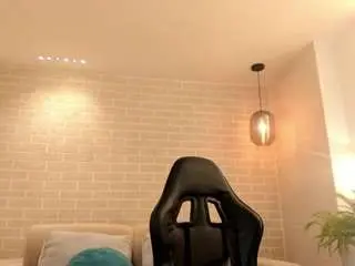 Camsoda Live Sex Cam of mayamoretti