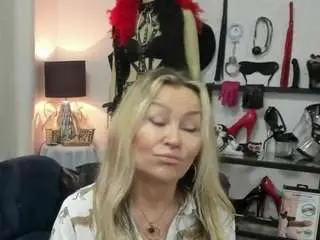 Camsoda Sex Cam of luxcrystal