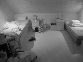 Camsoda Free Porn Cam of voyeurcam-julmodels-greybed-3