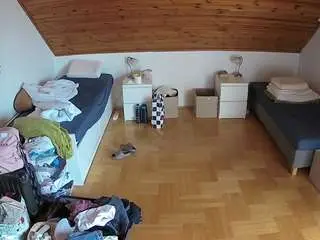 Camsoda Live Porn of voyeurcam-julmodels-greybed-3