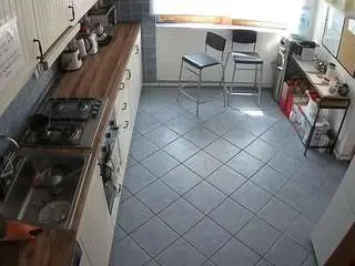 Camsoda Live Sex Cam of voyeurcam-julmodels-kitchen-2