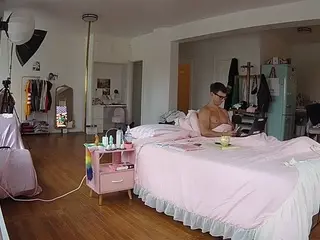 Camsoda Free Porn Cam of voyeurcam-celticiron-02