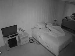 Camsoda Nude Webcam of voyeurcam-casa-salsa-bedroom-5