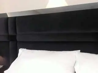 Camsoda Free Live Porn of carolinelee