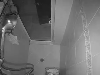 Camsoda Free Live Porn of voyeurcam-baileybase-shower