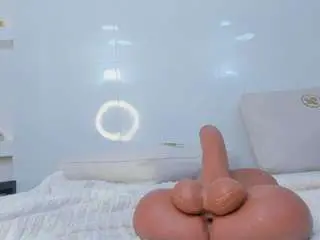 Camsoda Adult Webcams of zenda-evans