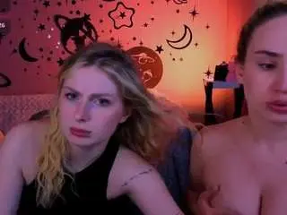 Camsoda Free Porn Cam of mary-meow-hot