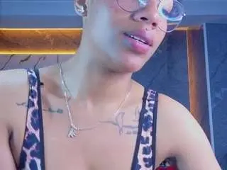 Camsoda Adult Webcams of violeth-b