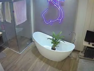 Camsoda Live Sex of voyeurcam-casa-salsa-bathroom-5