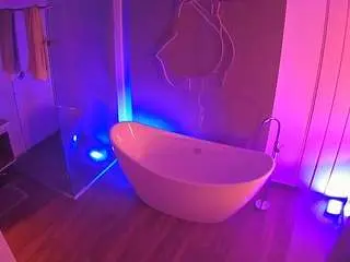 Camsoda Sex Cam of voyeurcam-casa-salsa-bathroom-5