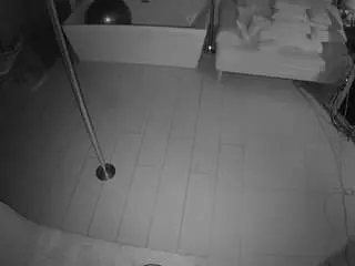 Camsoda Private Sex Chat of voyeurcam-casa-salsa-bathroom-3