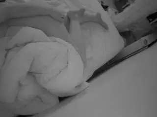 Camsoda Watch Live Sex Cams of voyeurcam-julmodels-whitebed-4
