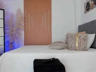 Camsoda Nude Webcam of sara-stormy