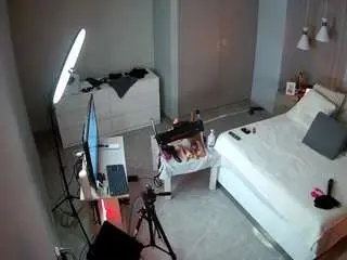 Camsoda Live Sex Cam of voyeurcam-casa-salsa-bedroom-12