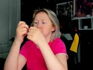 Camsoda Private Sex Chat of sara-moor