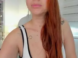 Camsoda Sex Cam of curvy-samantta