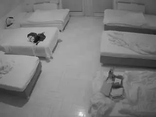 Camsoda Watch Live Sex Cams of voyeurcam-julmodels-bed-6